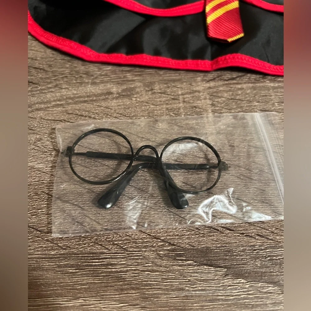 Cat Harry Potter Gryffindor Halloween Dress Up Cosplay Costume Cape Glasses NWT